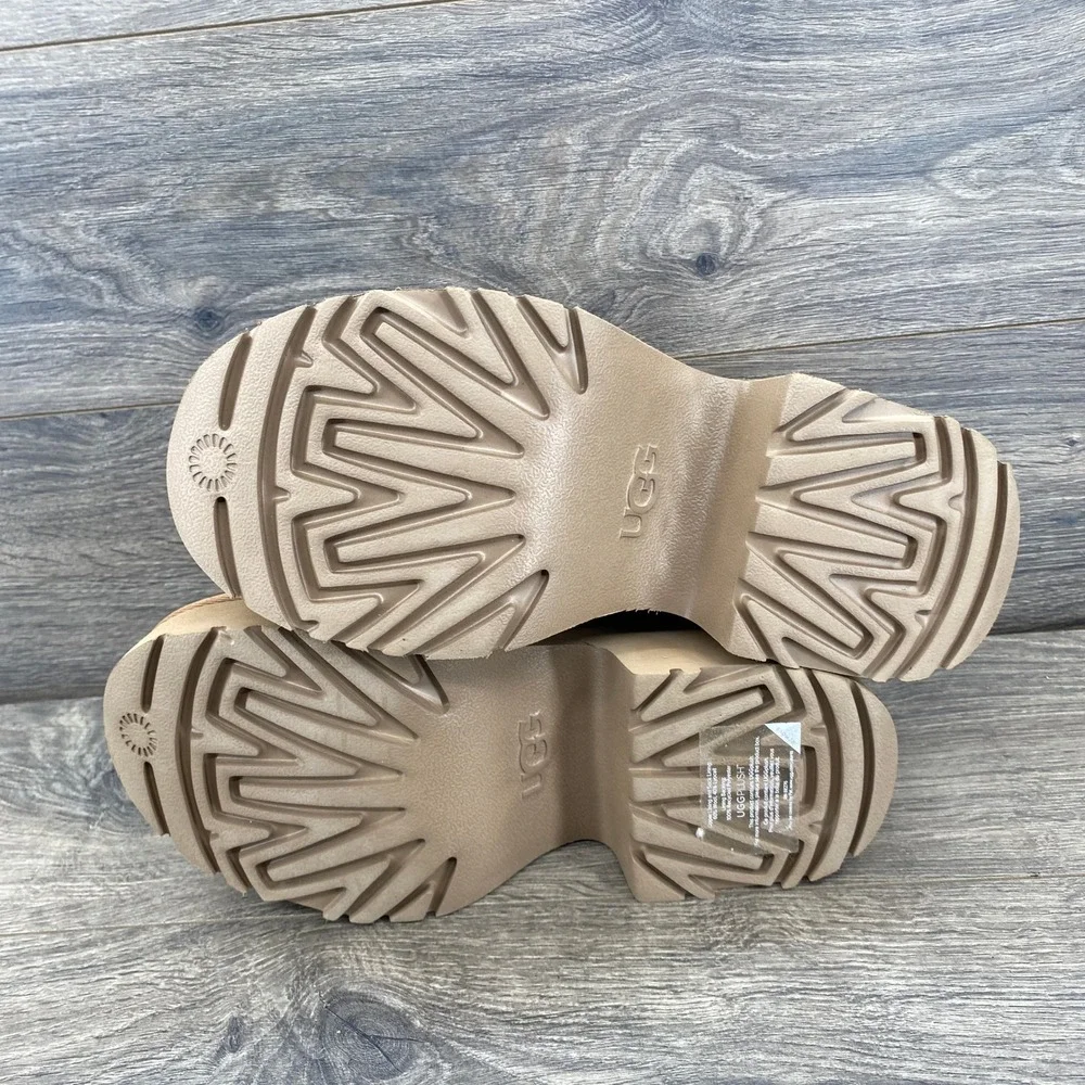 UGG Classic Ultra Mini Platform Boot Chestnut Suede 1135092 Womens 8‎